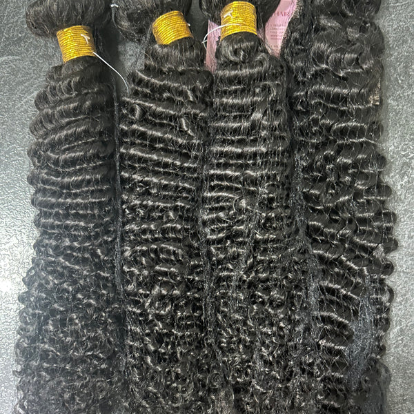 Bundles Deep Curly Naturels avec Closure 4X4 – Cheveux Bouclés Premium